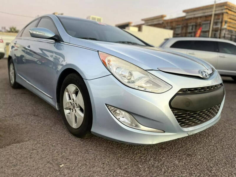 2011 Hyundai Sonata Hybrid for sale at EL AUTO DEALER LLC in Mesa AZ