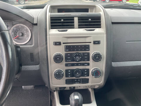 2009 Ford Escape XLT
