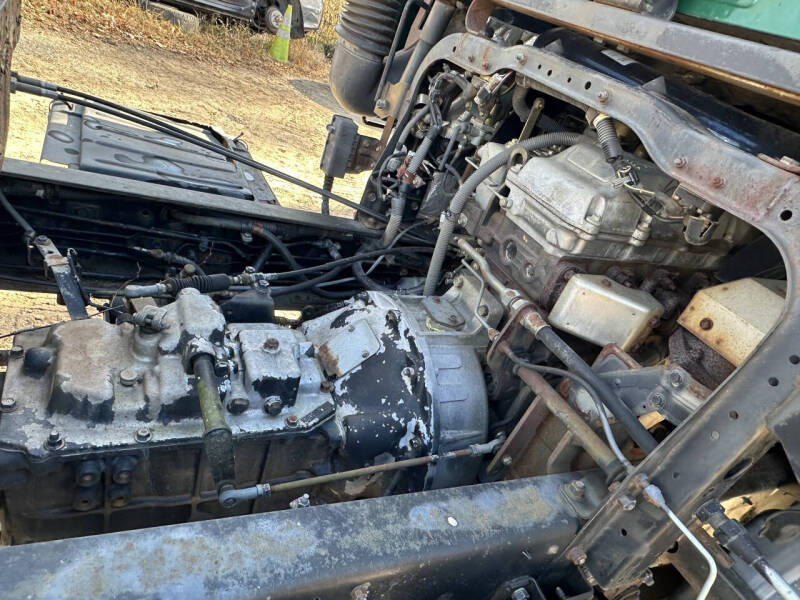 2001 UD Trucks UD2300