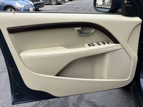 2013 Volvo XC70