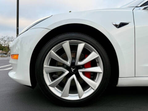 2020 Tesla Model 3 Standard Range Plus