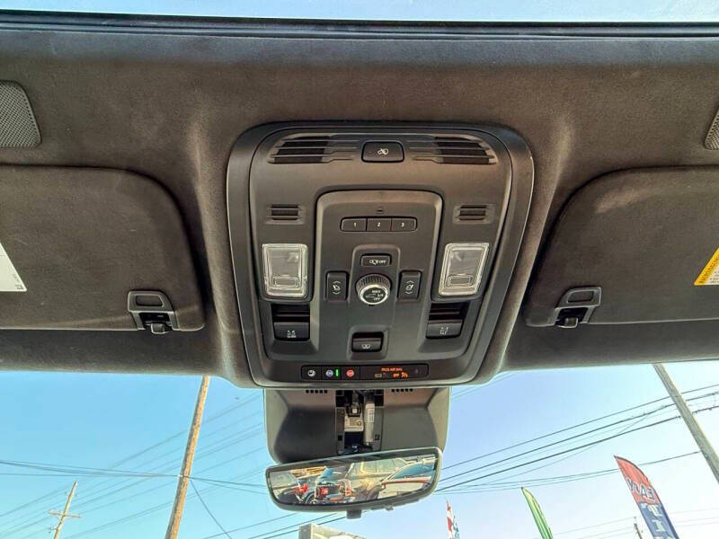 2023 Cadillac Escalade Sport Platinum