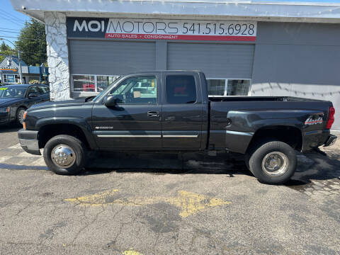 2005 Chevrolet Silverado 2500HD for sale at Moi Motors in Eugene OR