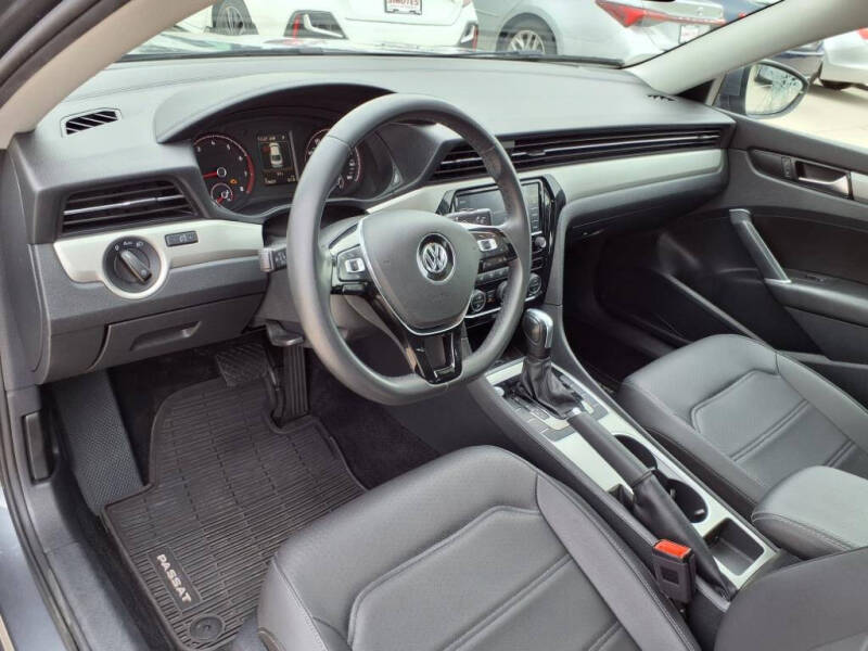 2022 Volkswagen Passat SE