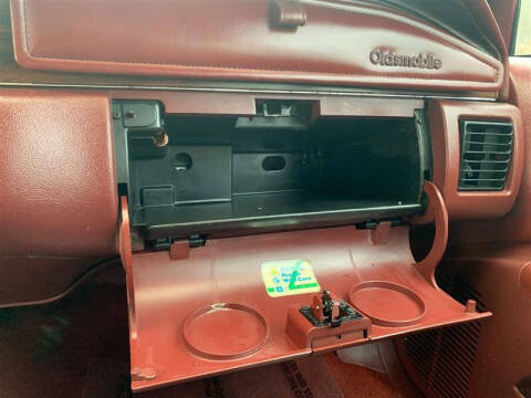 1992 Oldsmobile Custom Cruiser