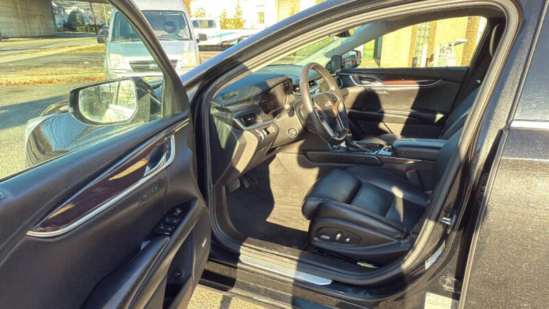 2014 Cadillac XTS Luxury Collection