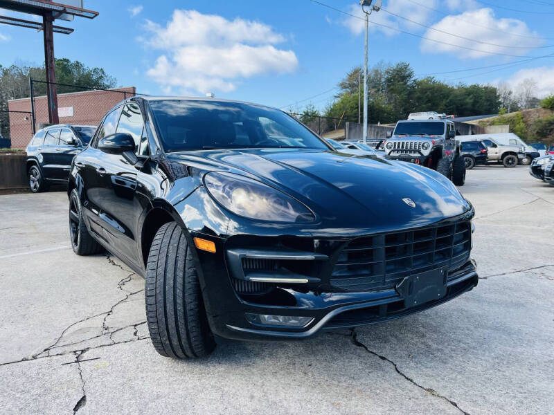 2015 Porsche Macan Turbo