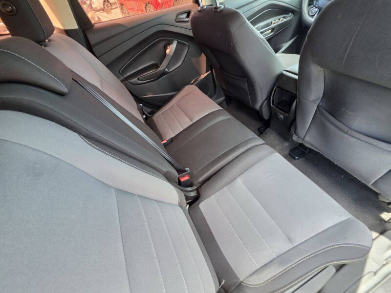 2017 Ford Escape S