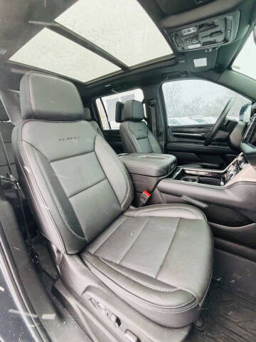 2023 GMC Yukon XL Denali