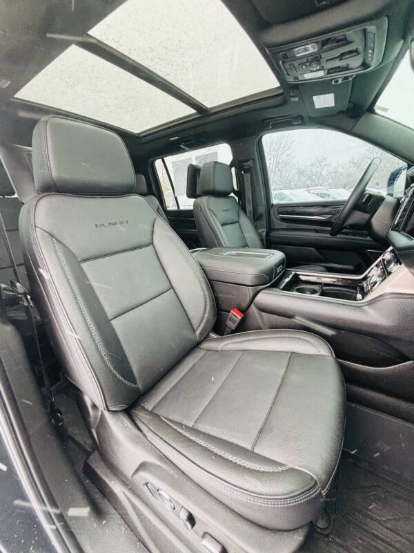 2023 GMC Yukon XL Denali