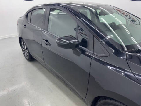 2020 Nissan Versa SR