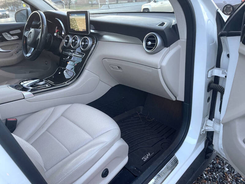 2016 Mercedes-Benz GLC GLC 300