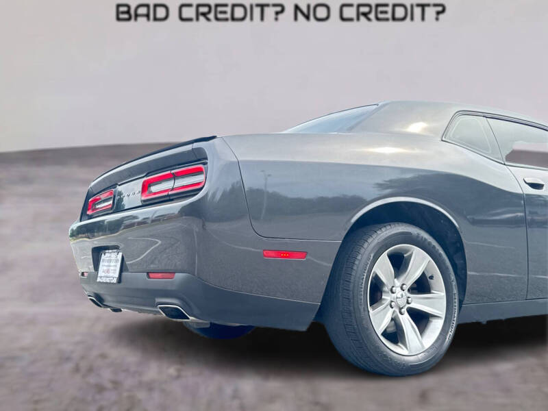 2020 Dodge Challenger SXT