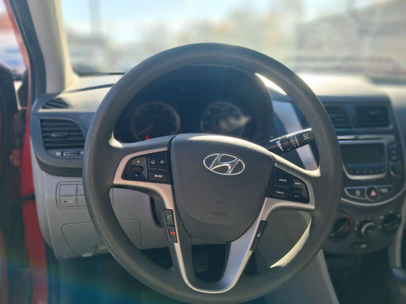 2017 Hyundai Accent Value Edition