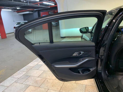 2023 BMW 3 Series 330i xDrive