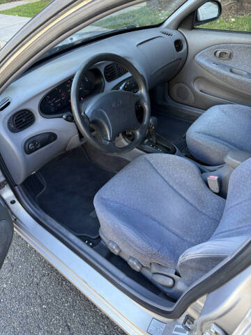2000 Hyundai Elantra GLS