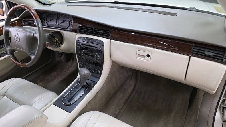 2002 Cadillac Eldorado ESC