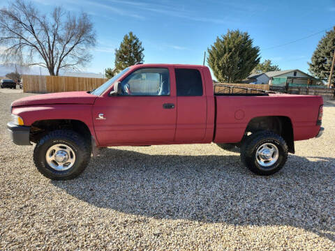 2001 Dodge Ram 2500 for sale at Huntsman Wholesale LLC in Melba ID