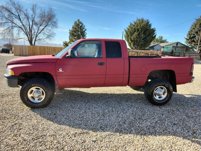 2001 Dodge Ram 2500 for sale at Huntsman Wholesale LLC in Melba ID