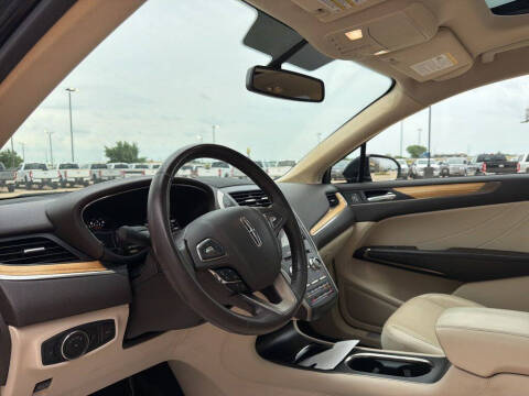 2016 Lincoln MKC Select