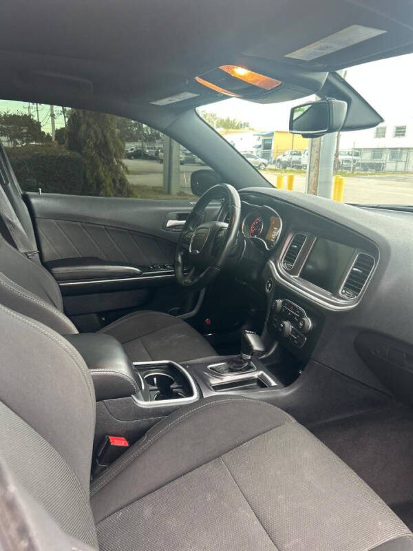 2016 Dodge Charger R/T Scat Pack