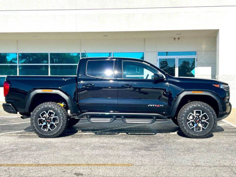 2025 GMC Canyon AT4