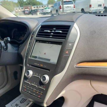 2017 Lincoln MKC Select