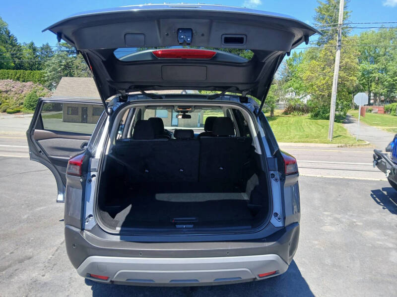 2023 Nissan Rogue SV