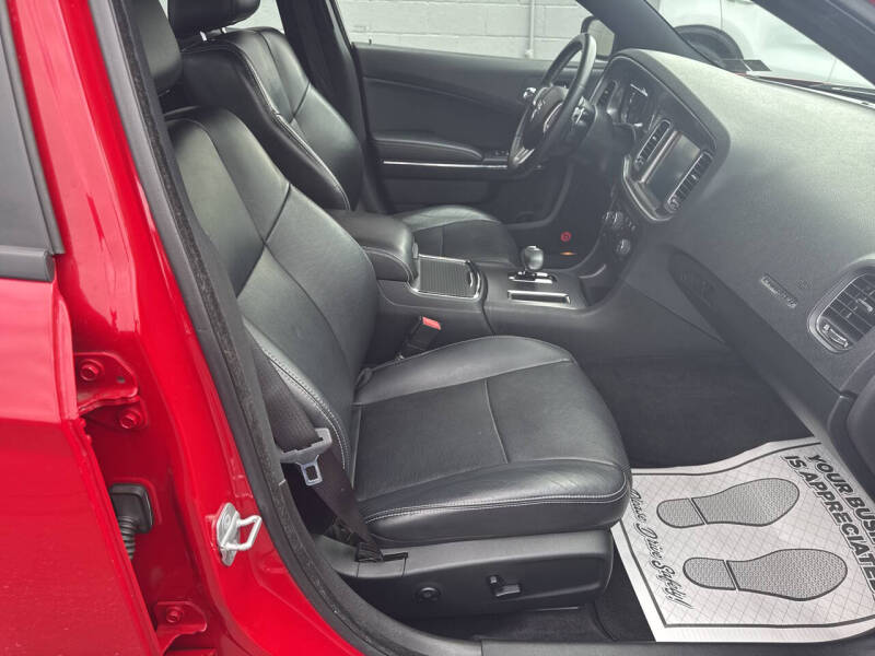 2012 Dodge Charger SXT Plus