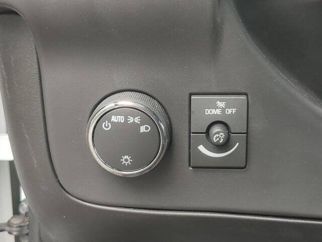 2025 Chevrolet Express 2500