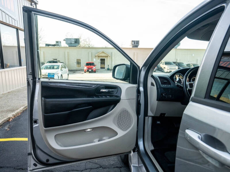 2016 Dodge Grand Caravan SXT Plus