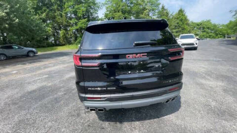 2025 GMC Acadia Elevation