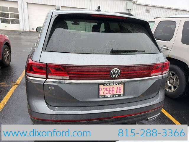 2025 Volkswagen Atlas SE