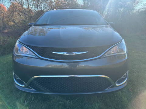 2020 Chrysler Pacifica Touring L