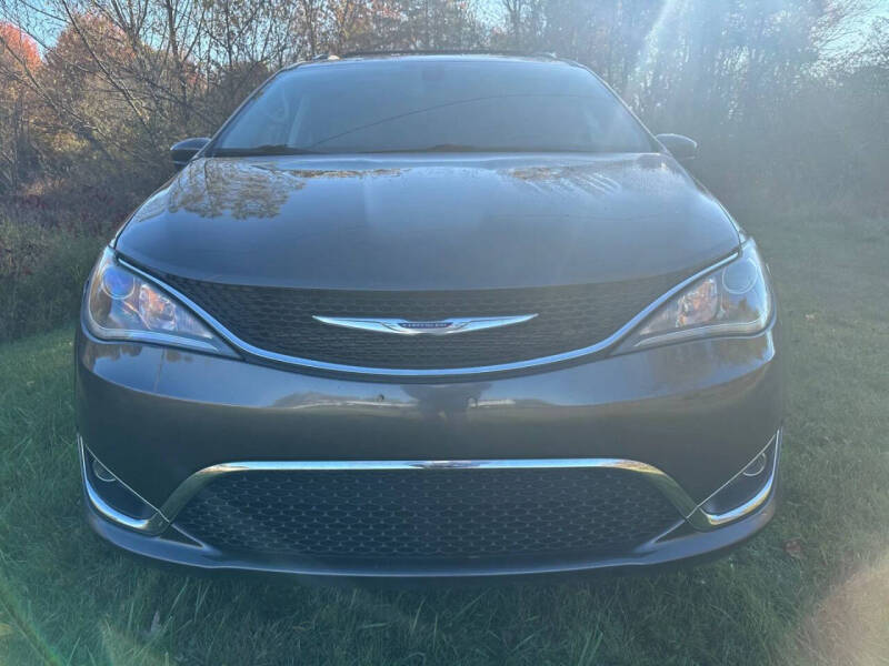2020 Chrysler Pacifica Touring L