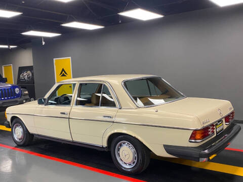 1979 Mercedes-Benz 300-Class