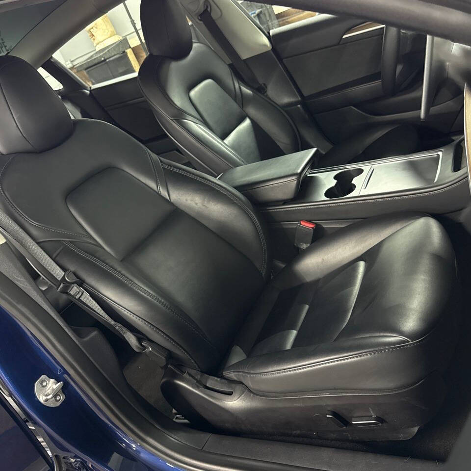 Dk. Blue 2022 Tesla Model 3 Base 4dr Sedan 2
