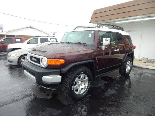 2007 Toyota FJ Cruiser for sale at Ernie Cook and Son Motors in Shelbyville TN