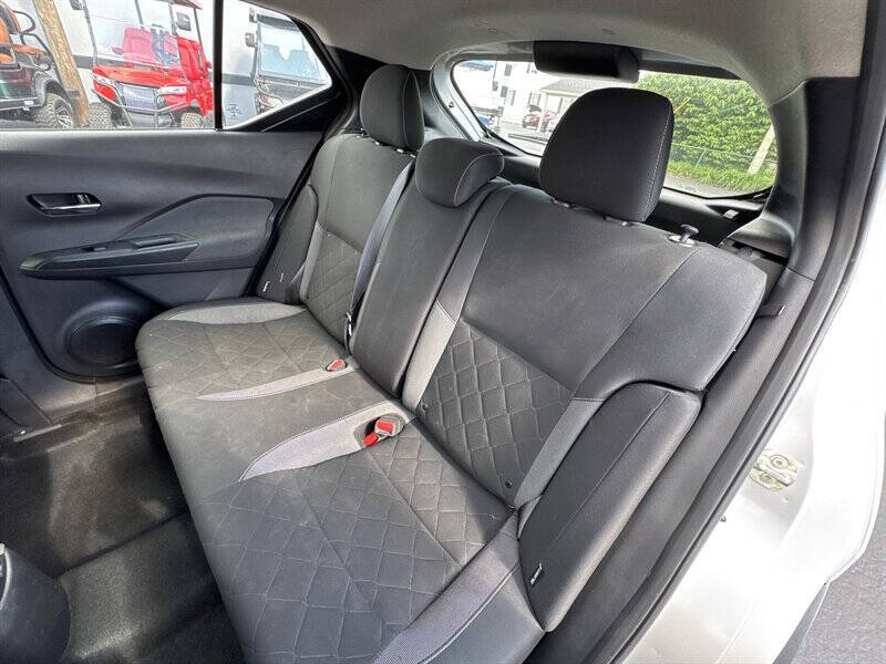 2020 Nissan Kicks SV