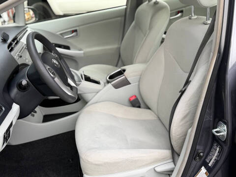 2012 Toyota Prius Two