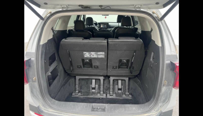 2025 Kia Carnival EX