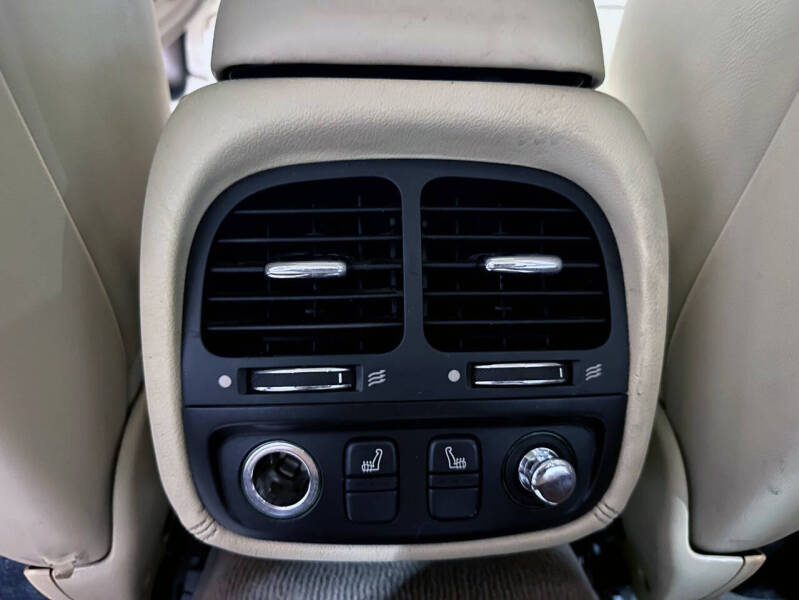 2005 Jaguar XJ-Series XJ8 L