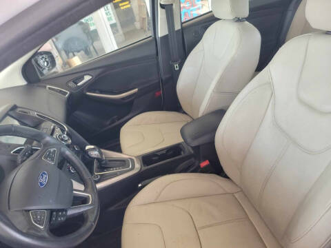 2016 Ford Focus Titanium