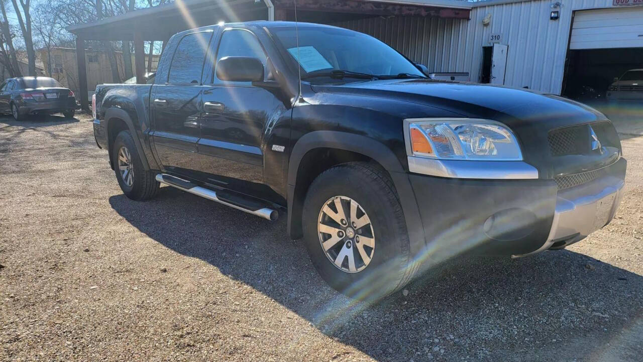 2006 Mitsubishi Raider for sale at AUTHE VENTURES AUTO in Red Oak, TX