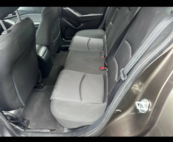 2015 Mazda MAZDA3 i Touring