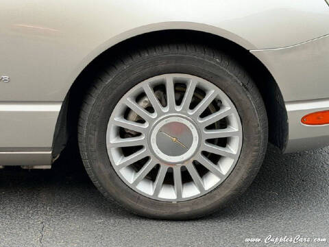 2004 Ford Thunderbird Deluxe