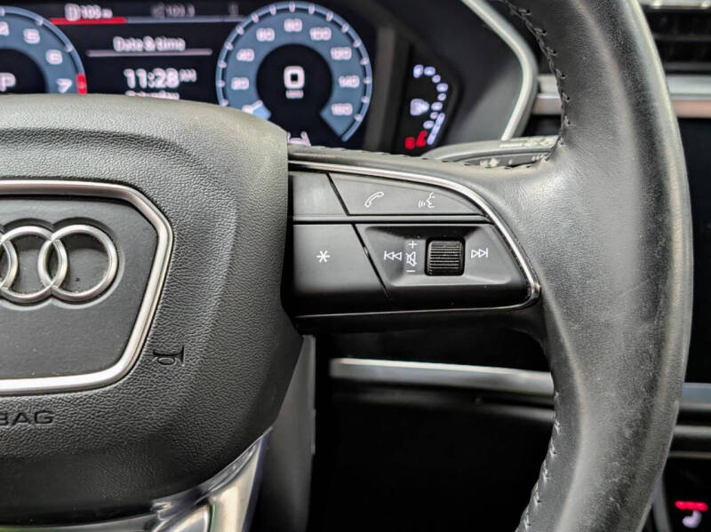 2020 Audi Q3 quattro S line Prem Plus 45 TFSI