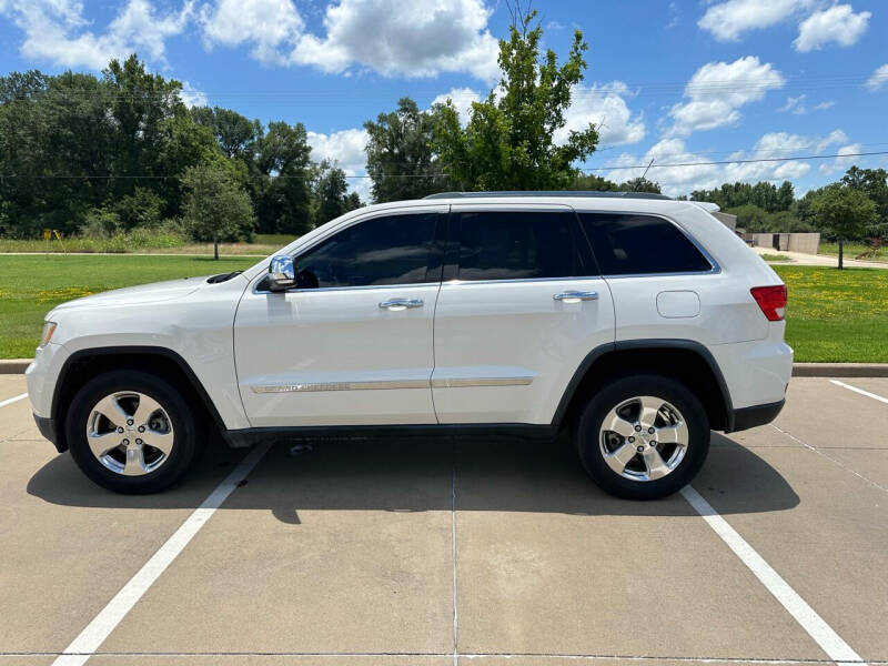 2012 Jeep Grand Cherokee for sale at Preferred Auto Sales in Whitehouse TX