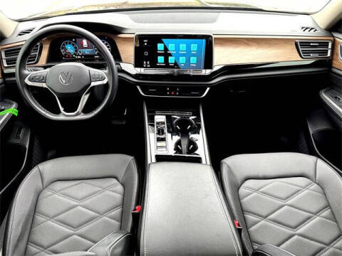 2024 Volkswagen Atlas SE