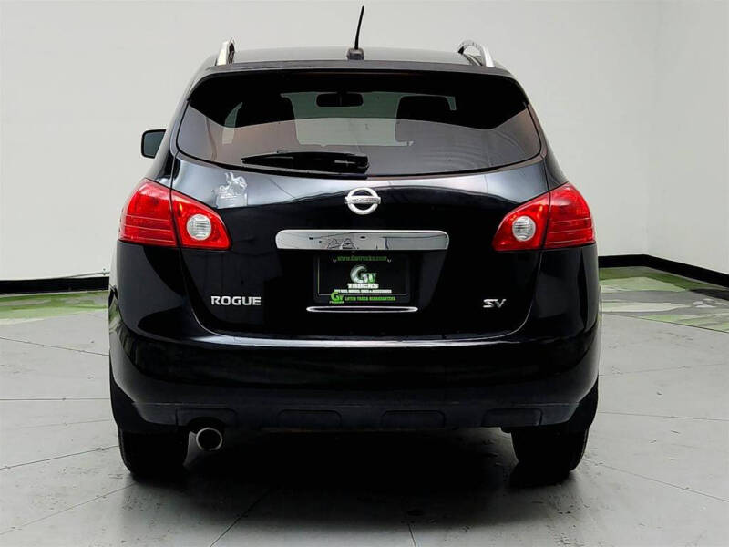 2011 Nissan Rogue SV